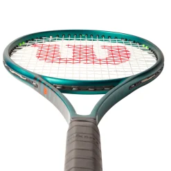 Wilson Blade 98 18x20 V9 Testschläger